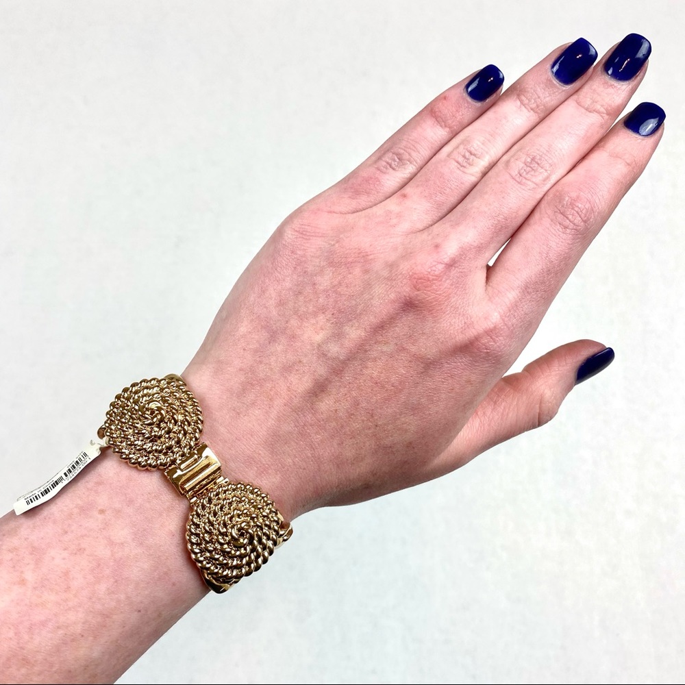 Banana Republic Gold Link Bracelet NWT